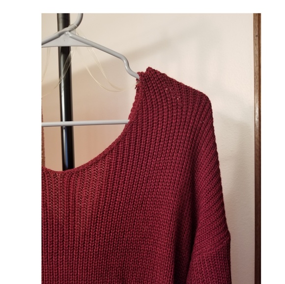 Knotted Sweater - Picture 3 of 3